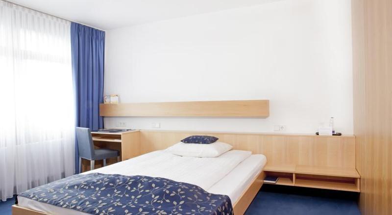 Comfort Hotel Atlantic Muenchen Sued Ottobrunn Exterior photo